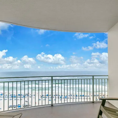 Aqua Resort 706